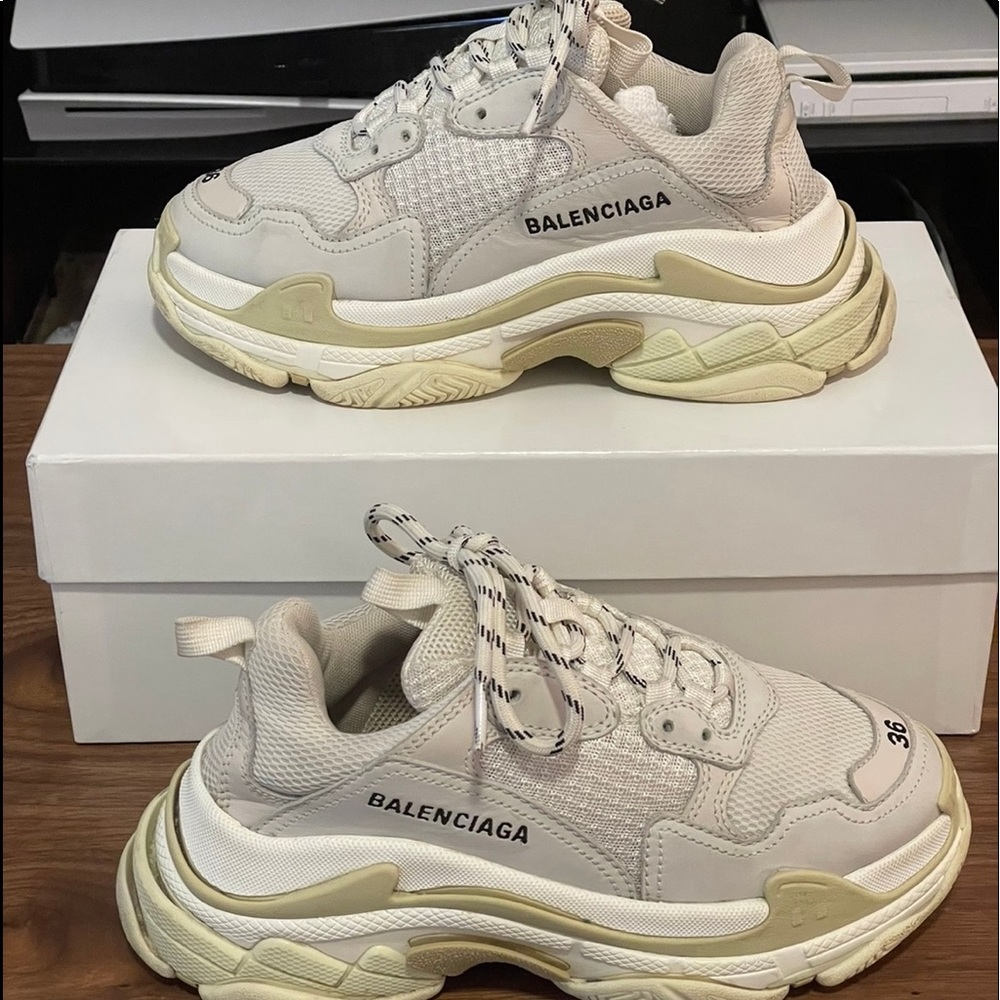 Balenciaga Triple S White